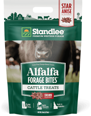 Alfalfa Forage Bites Cattle Treats Package